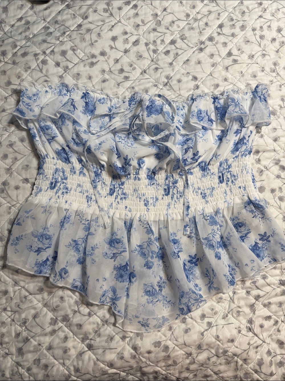 ** LAST CHANCE ** Madden Girl Blue Floral Women’s Top XL